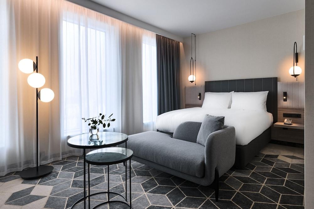 Crowne Plaza Warsaw - The HUB