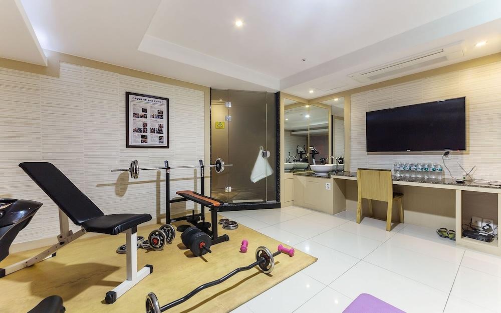 Orsay Business Hotel