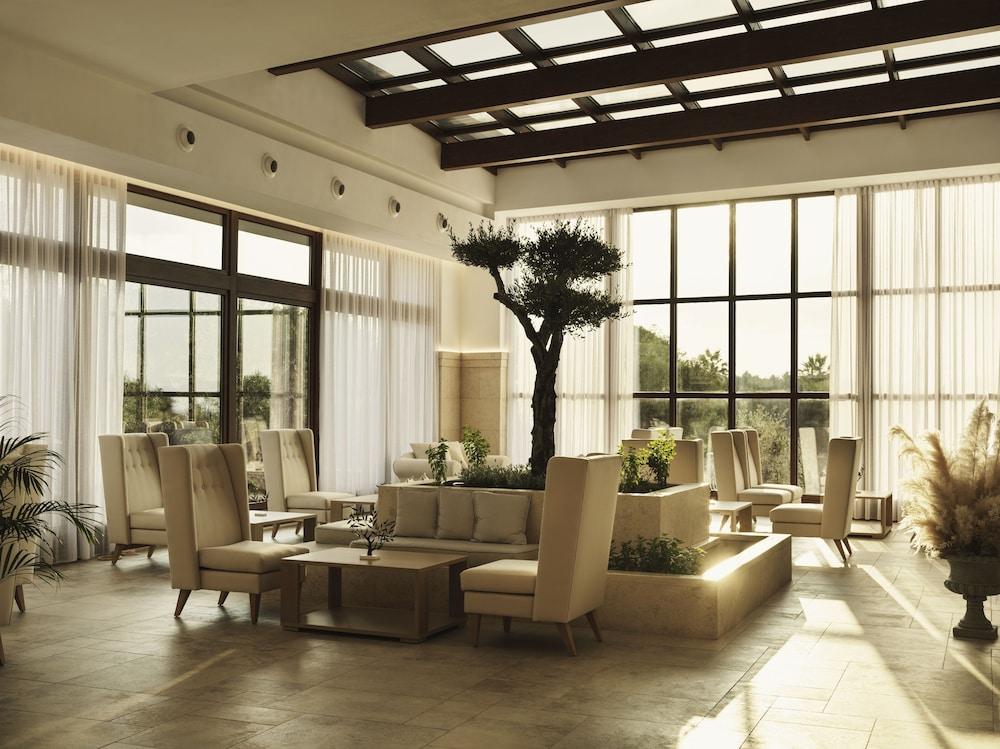 Lesante Cape Resort & Villas