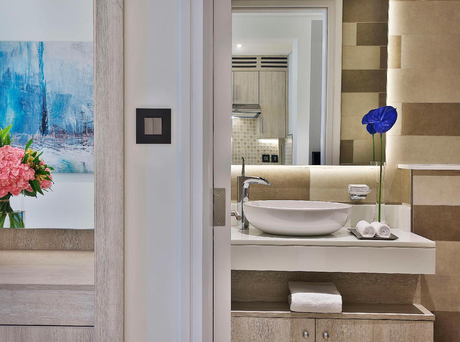 NH Collection Dubai The Palm