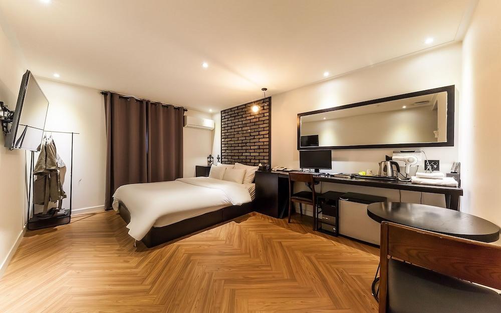 Jamsil Orosie Tourist Hotel