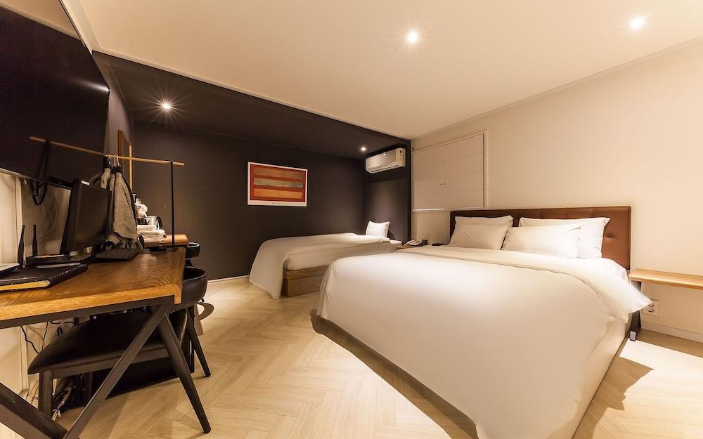 Jamsil Orosie Tourist Hotel