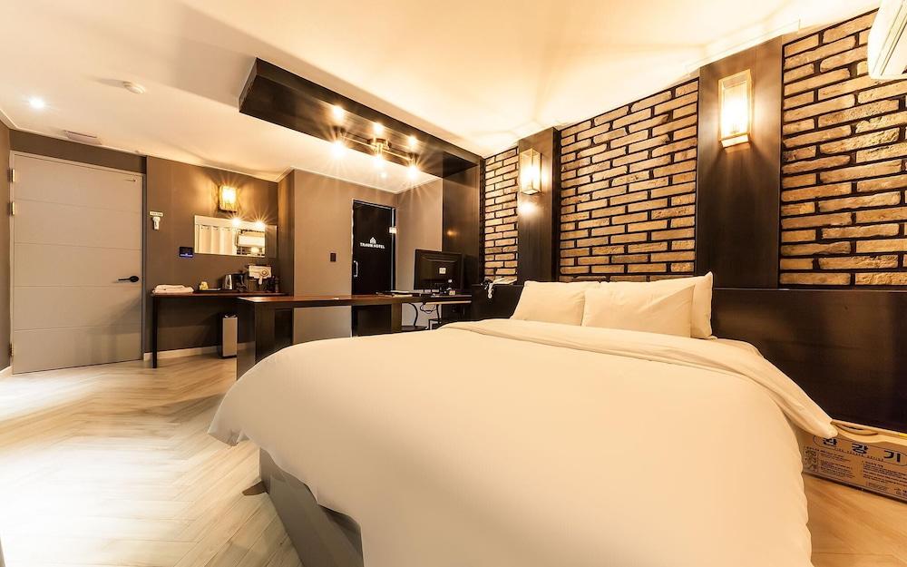 Jamsil Orosie Tourist Hotel