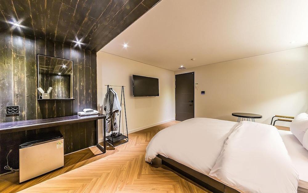 Jamsil Orosie Tourist Hotel