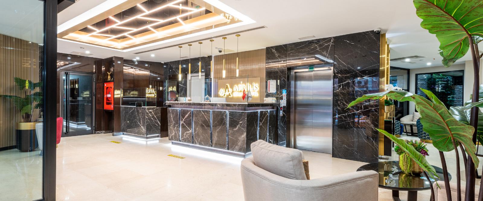 Aprilis Deluxe Hotel