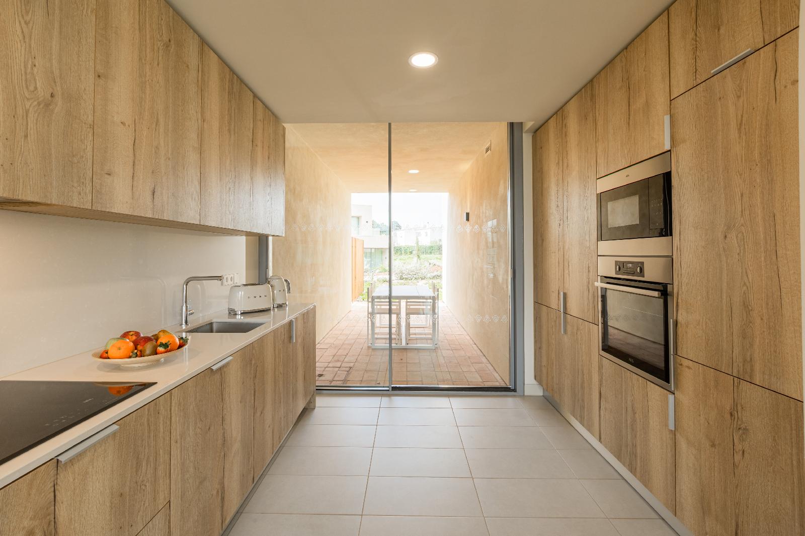 White Shell Beach Villas