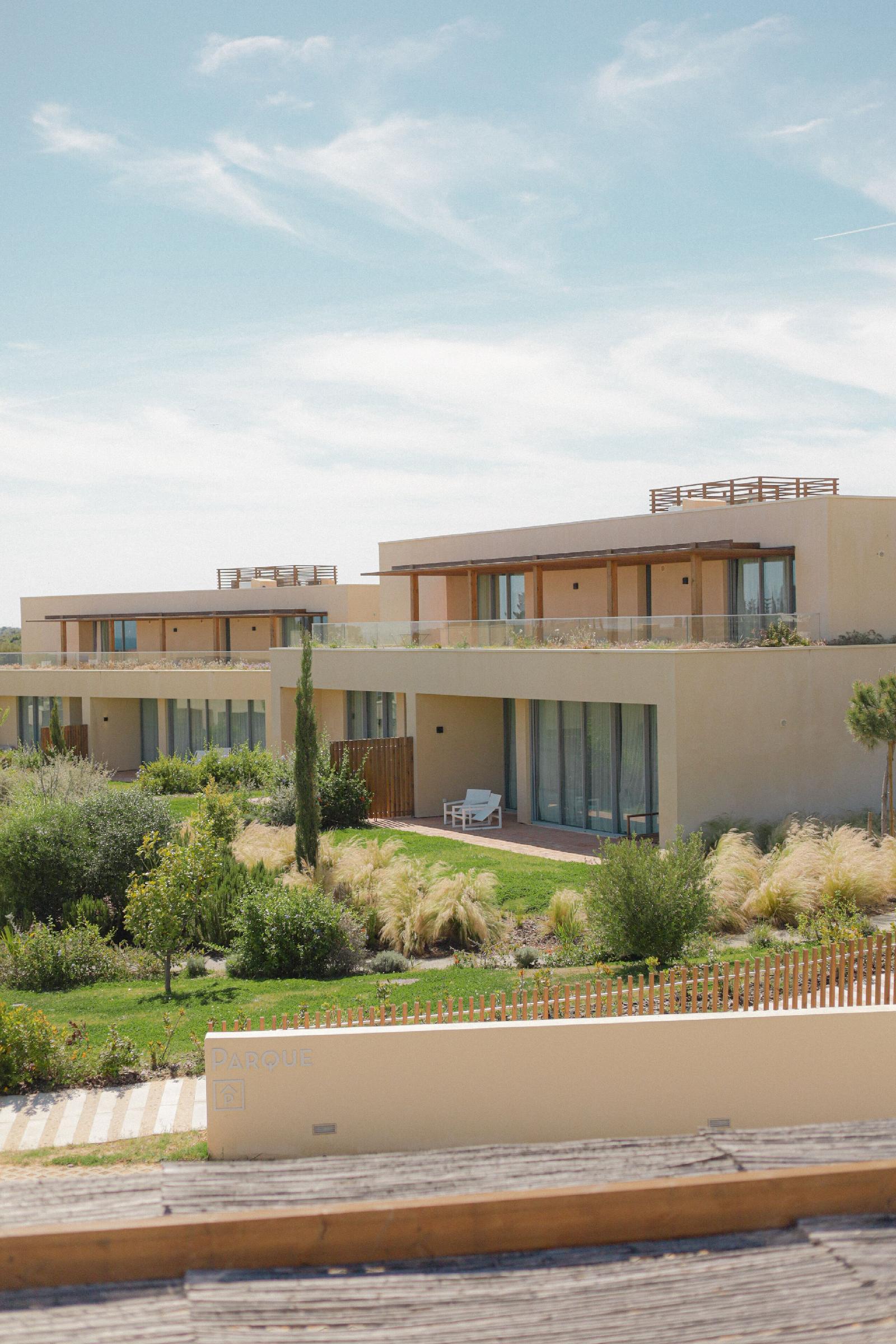 White Shell Beach Villas