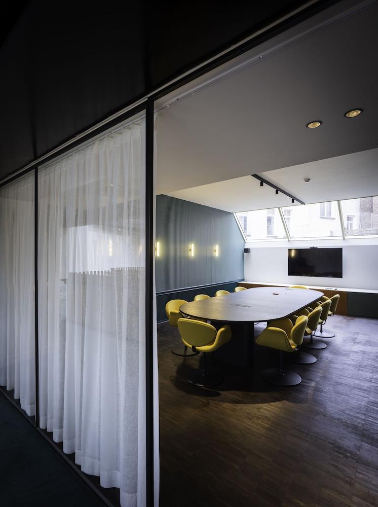 Yalo Urban Boutique Hotel Gent