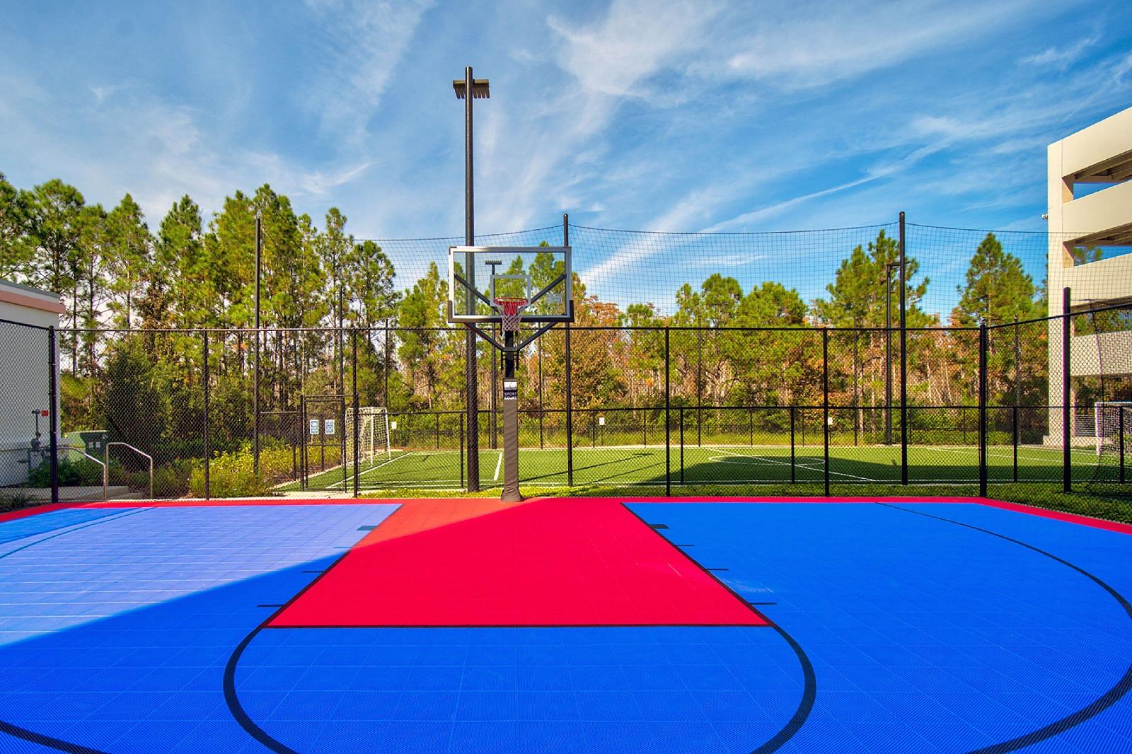 Fairfield Inn & Suites by Marriott Orlando at FLAMINGO CROSSINGS Town Center
