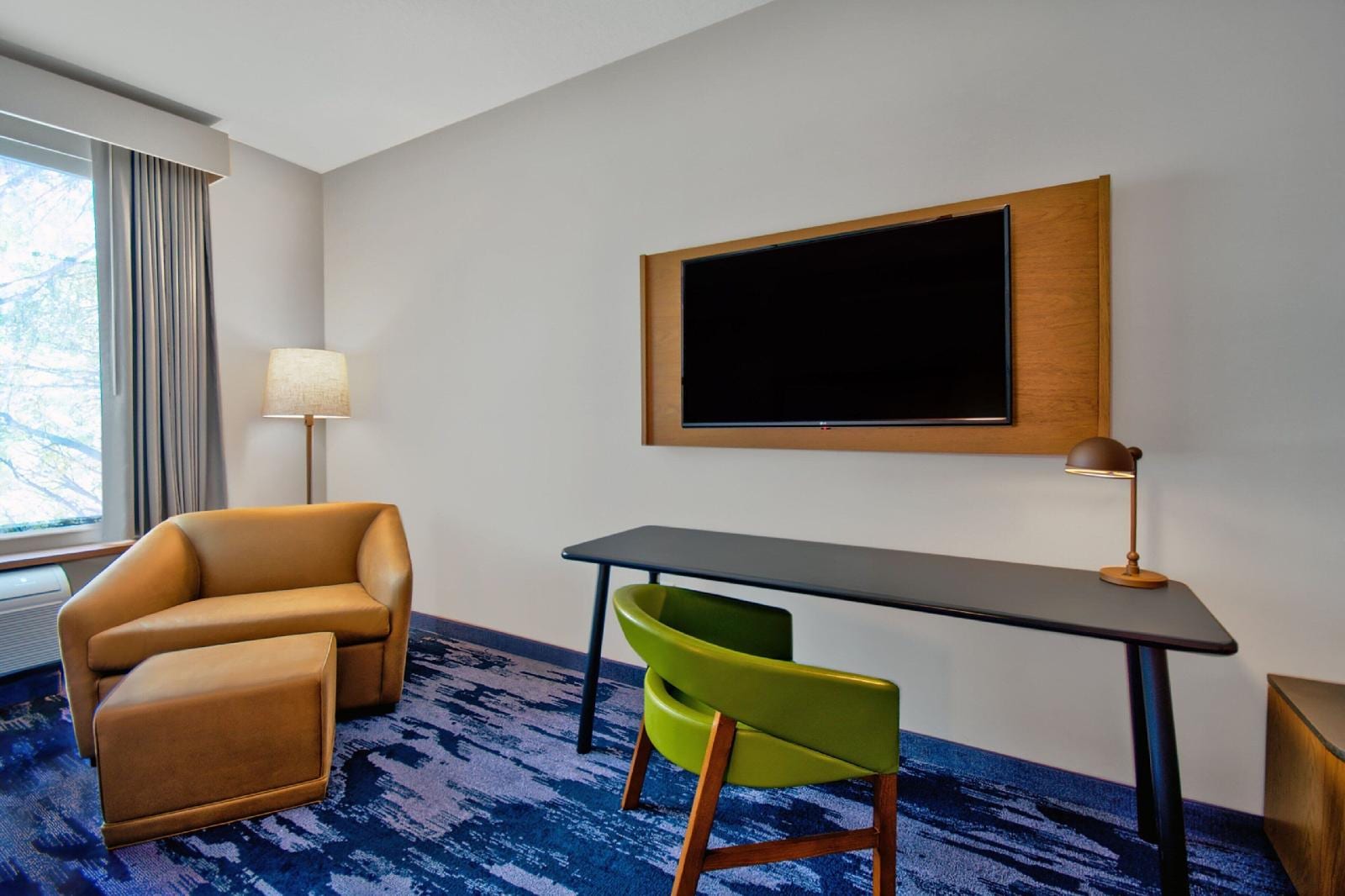 Fairfield Inn & Suites by Marriott Orlando at FLAMINGO CROSSINGS Town Center