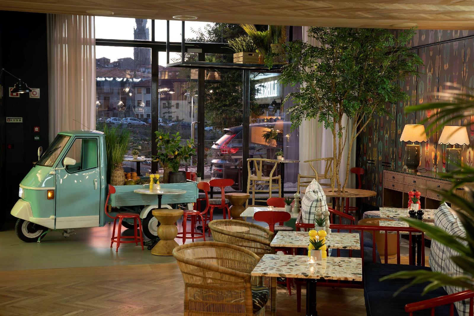 Se Catedral Hotel Porto, Tapestry Collection by Hilton