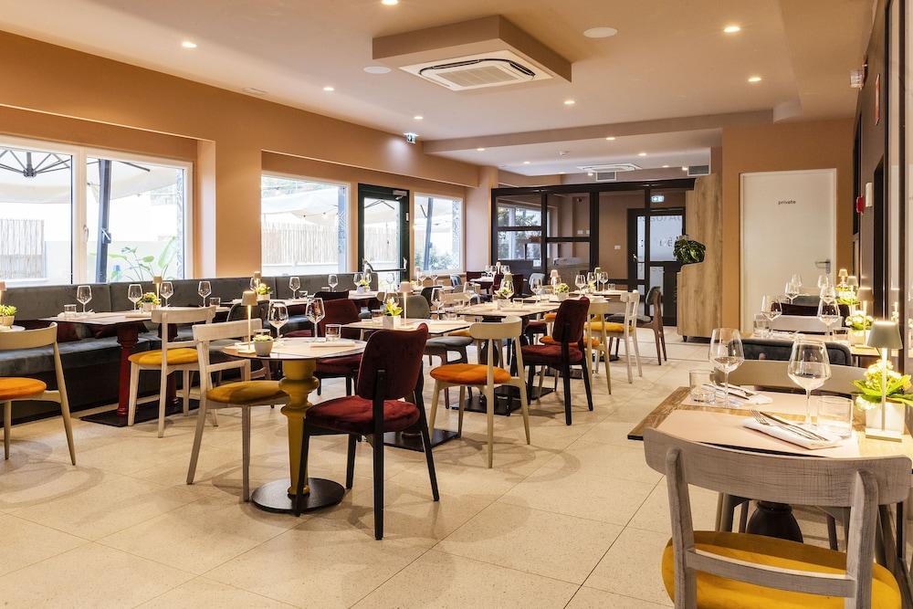 Adesso Hotel