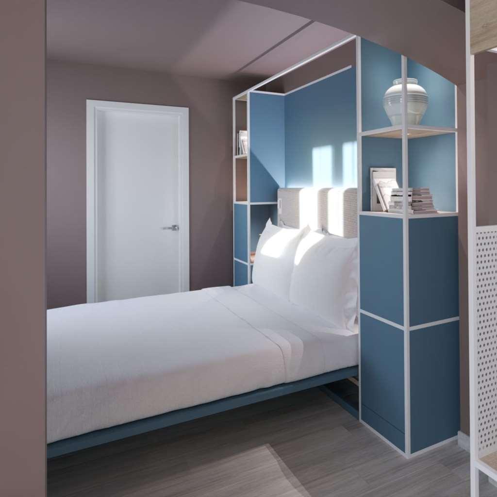 Adesso Hotel