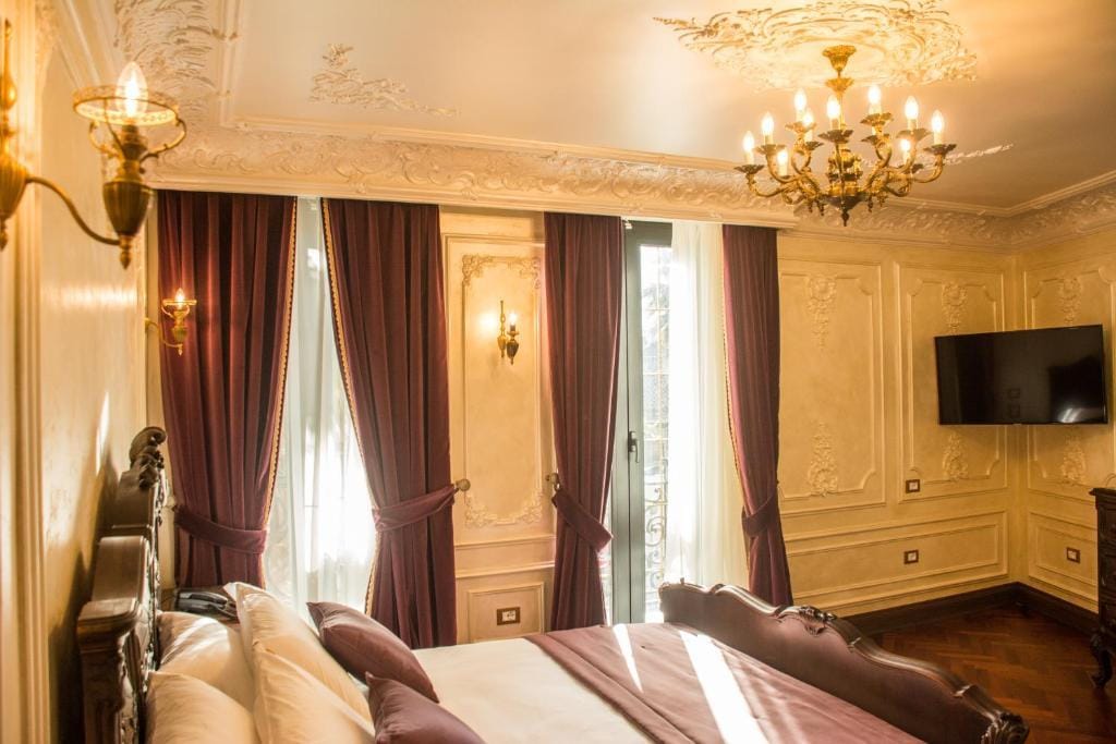 Epidamn Hotel