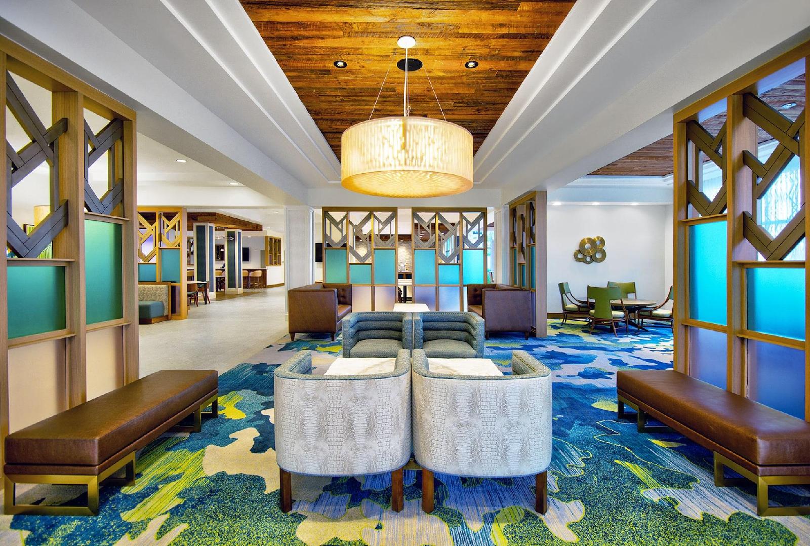 Fairfield Inn & Suites by Marriott Orlando at FLAMINGO CROSSINGS Town Center