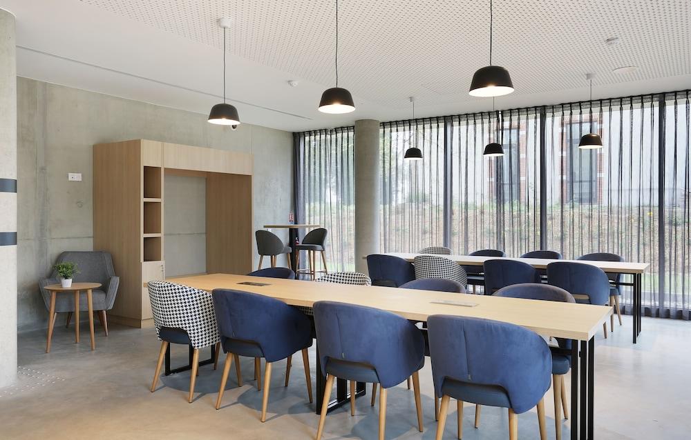 Appart Hôtel Odalys City Toulouse Blagnac Aéroport
