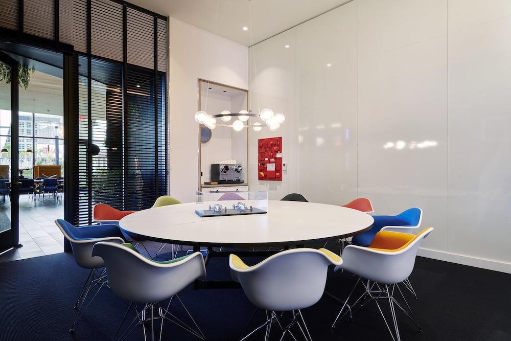 citizenM Miami World Center