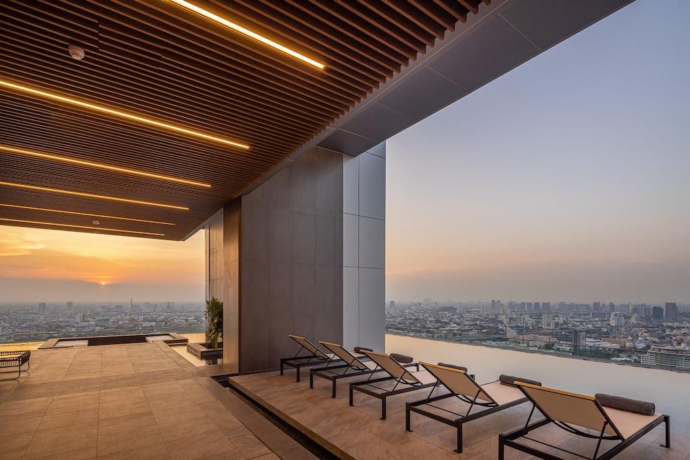 Eastin Grand Hotel Phayathai