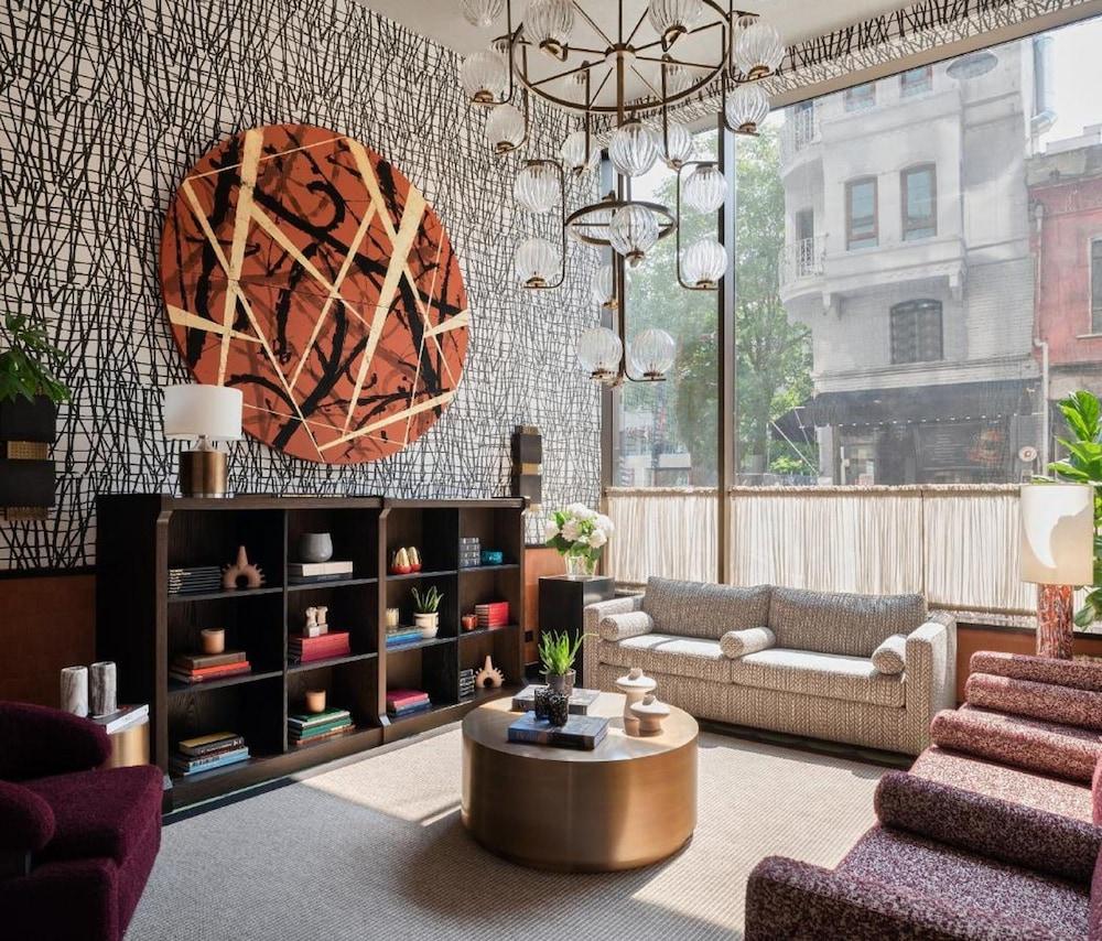 Root Karakoy