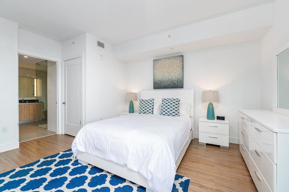 Caoba by Global Luxury Suites