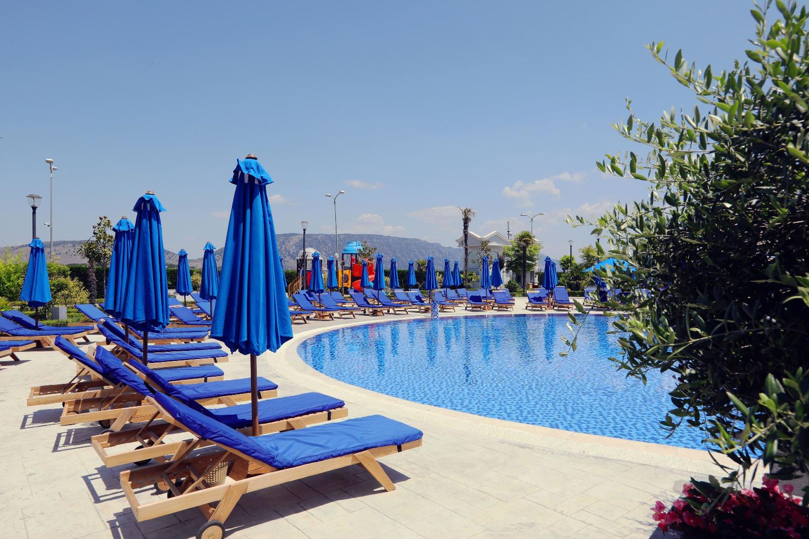Velipoja Grand Europa Resort