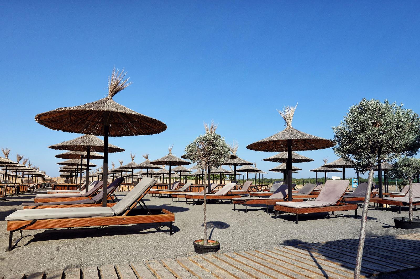 Velipoja Grand Europa Resort