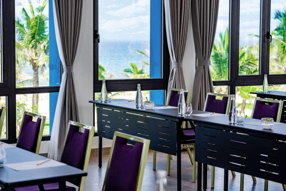 Wyndham Hoi An Royal Beachfront Resort