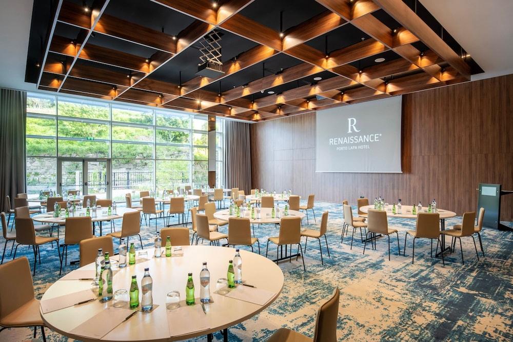 Renaissance Porto Lapa Hotel