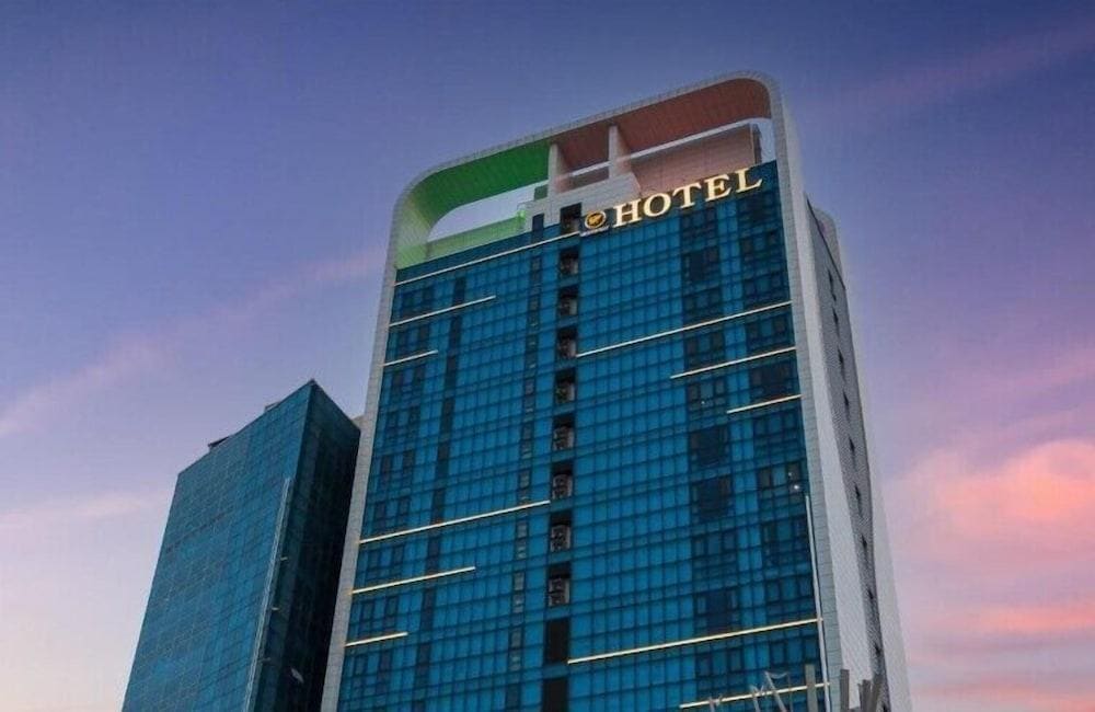 Griffin Bay Hotel
