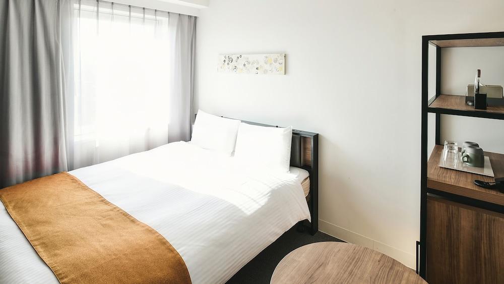 Vessel Inn Keisei Tsudanuma Ekimae