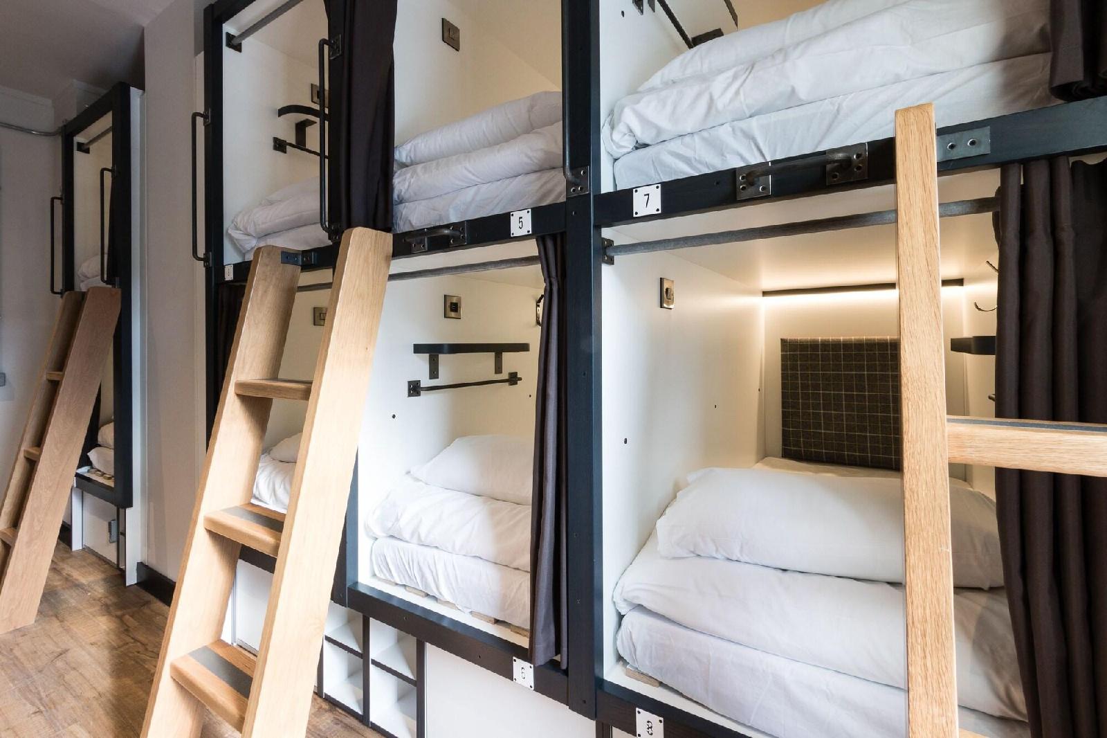 Code Pod Hostels - The Court