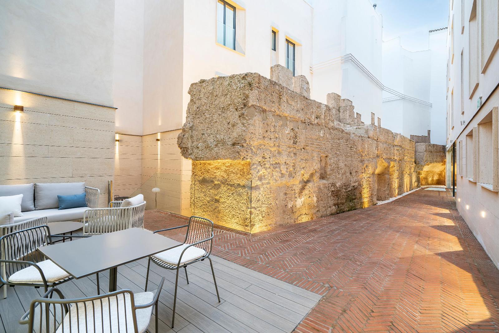 Vincci Molviedro Suites Apartments