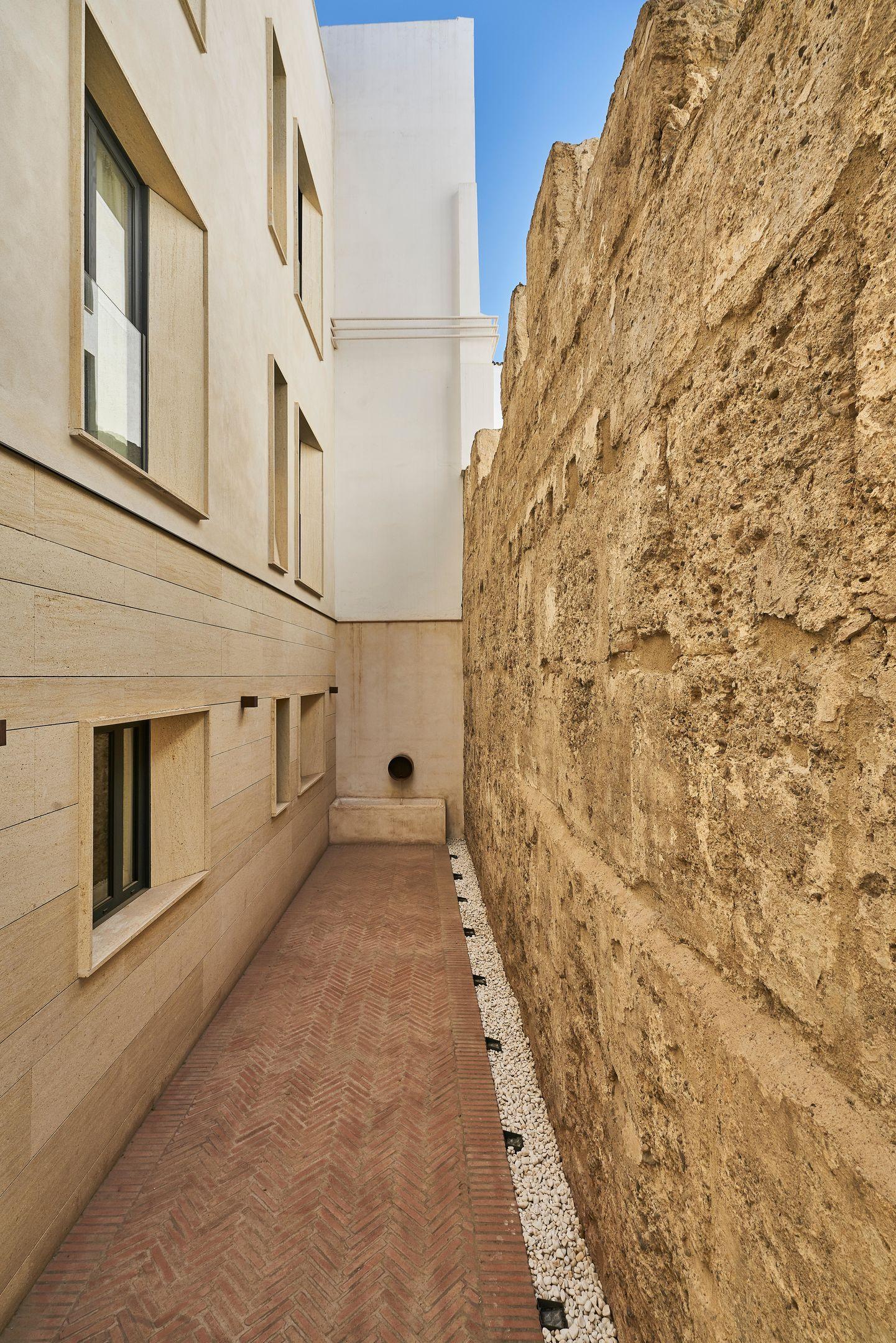 Vincci Molviedro Suites Apartments