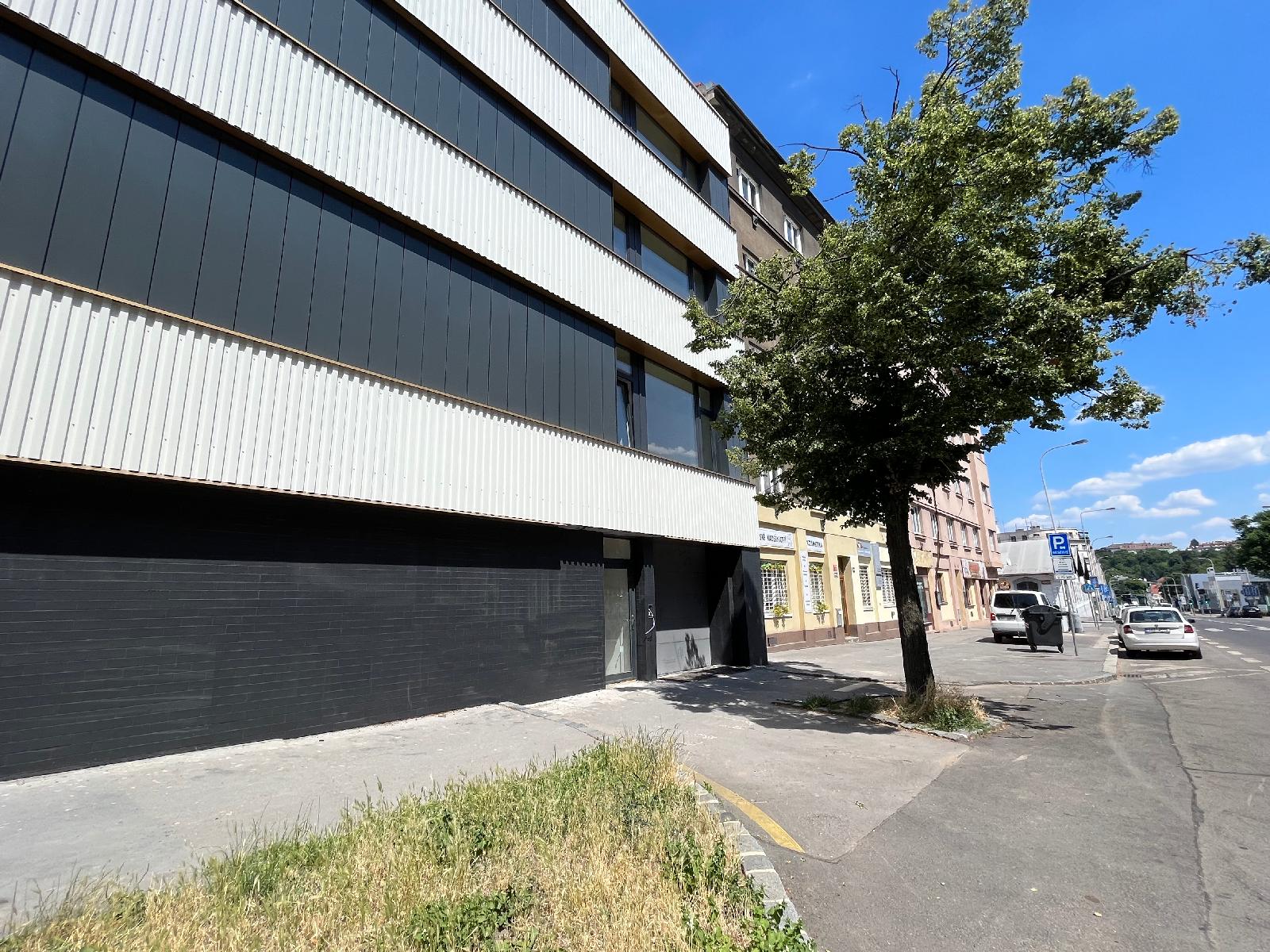 Post 120 Suites