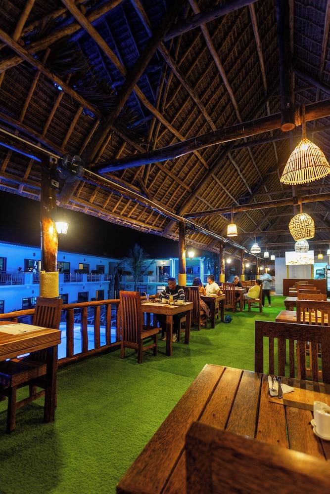 Canary Hotel & Spa