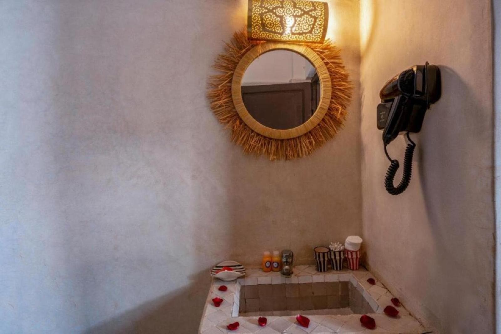 Riad Les Dunes And Spa