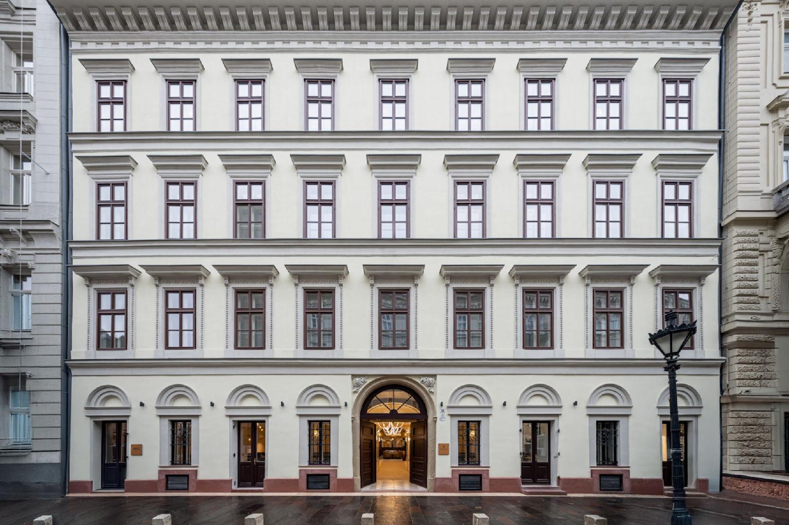 Basiliq Hotel