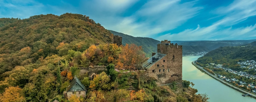 Cruising Middle Rhine Valley Cruising Middle Rhine Valley