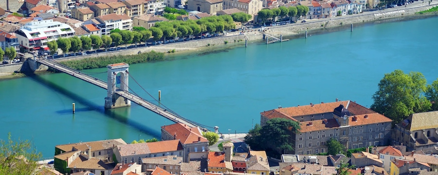 Cruceros fluviales a Tournon-sur-Rhône, Francia Cruceros fluviales a Tournon-sur-Rhône, Francia