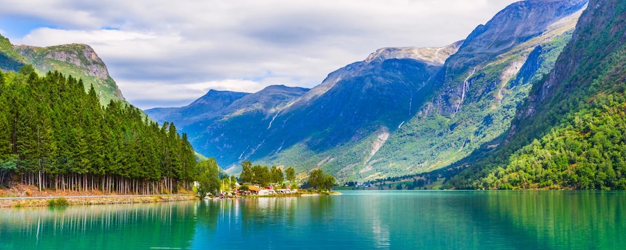 Cruceros con escala en Nordfjordeid Cruceros con escala en Nordfjordeid