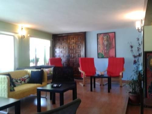 Hostal Los Chanos El Ruso
