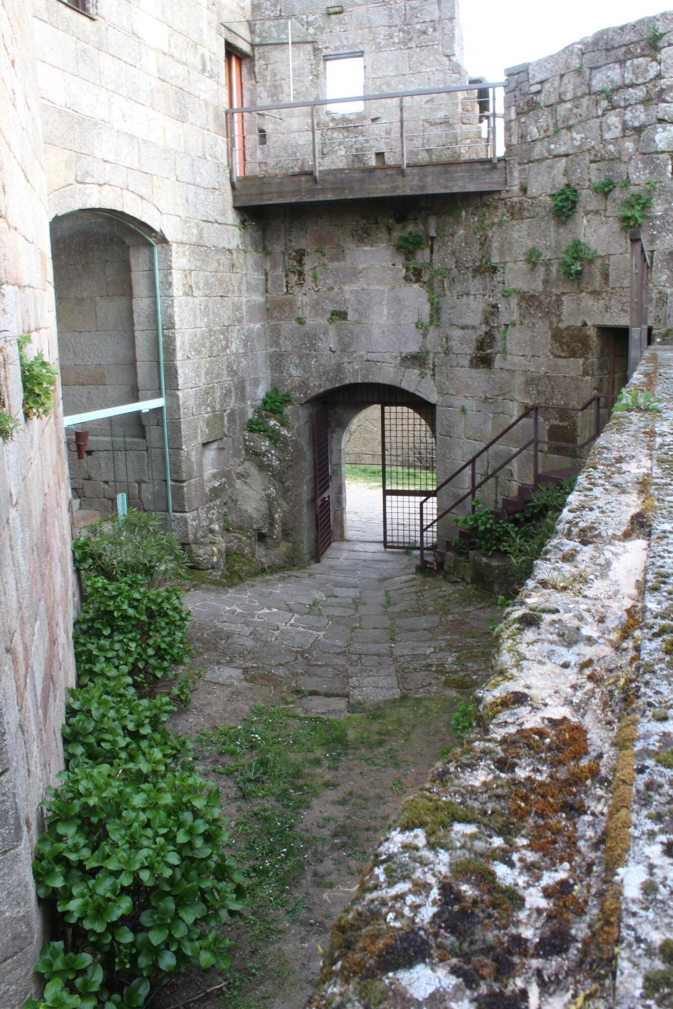 Monumento Castelo de Maceda