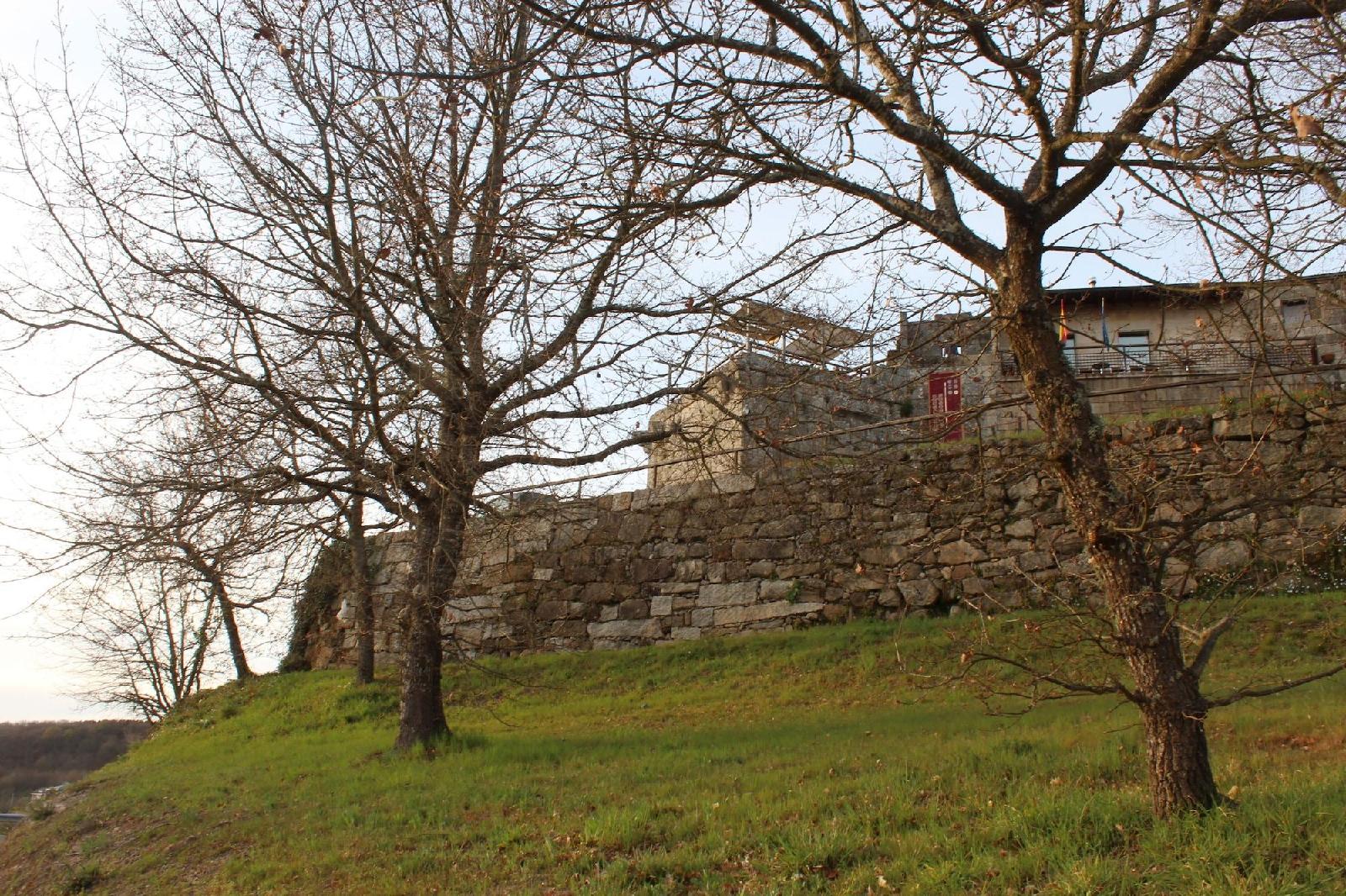 Monumento Castelo de Maceda