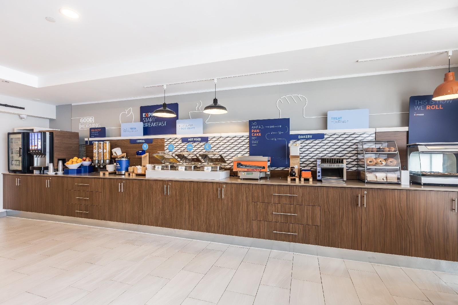 Holiday Inn Express Toronto North York