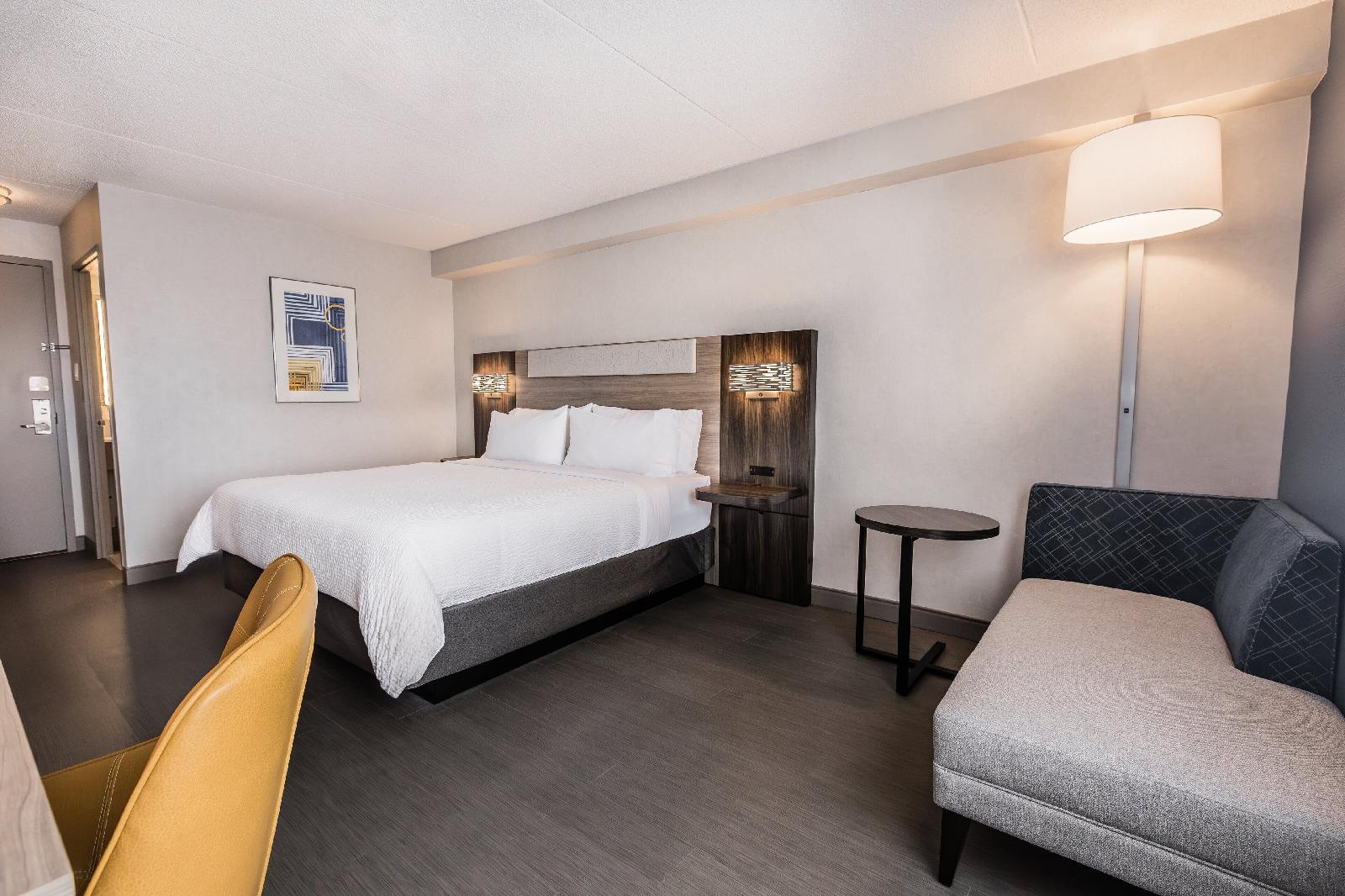 Holiday Inn Express Toronto North York