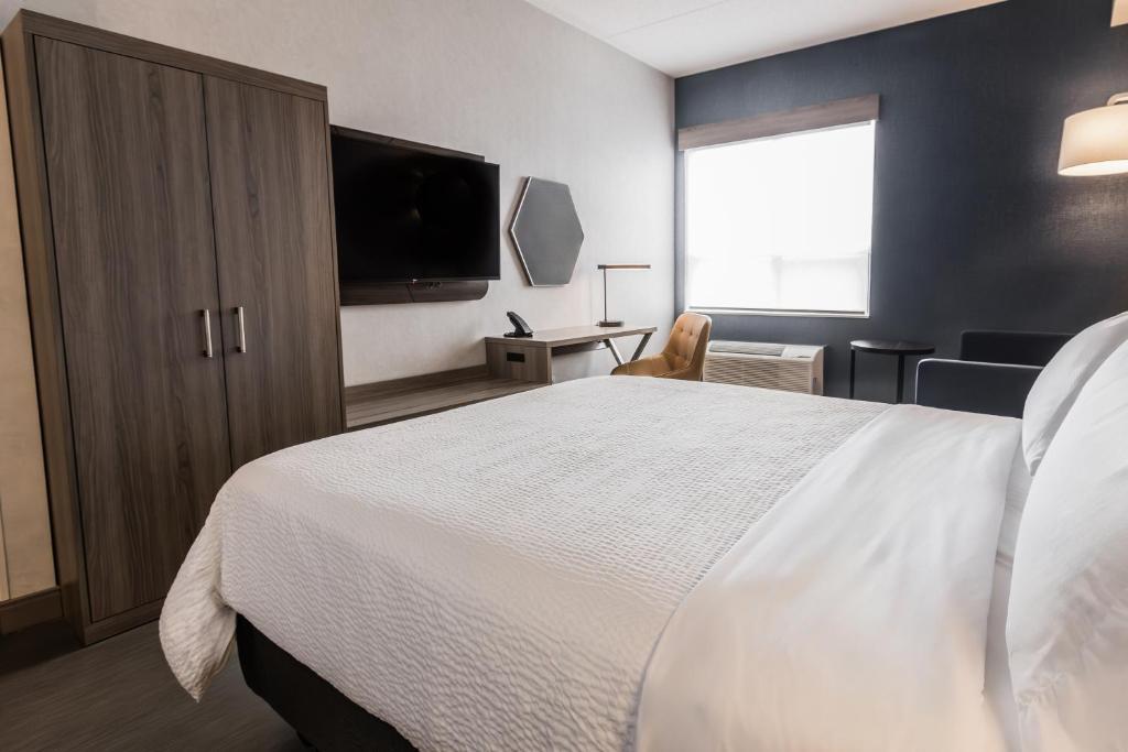 Holiday Inn Express Toronto North York