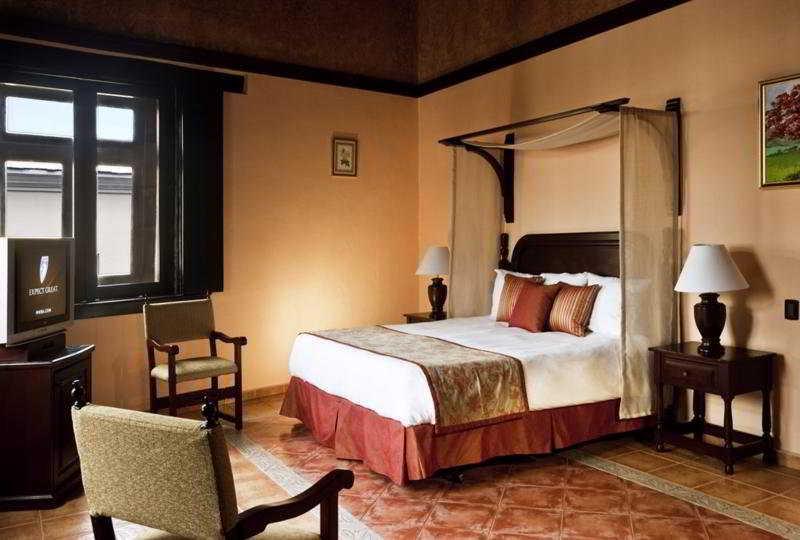 Hotel Francés
