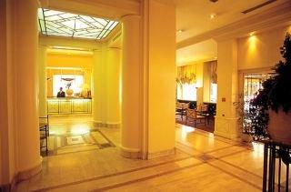 B4 Grand Hotel Lyon