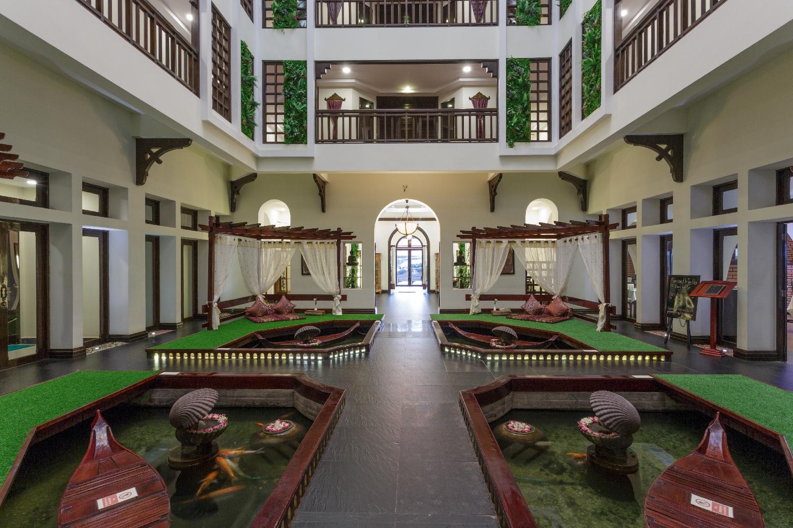 Treasure Oasis Hotel