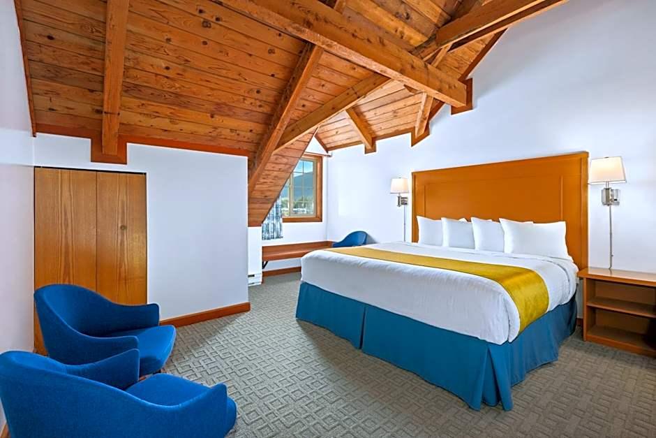 Canadian Princess Lodge & Marina